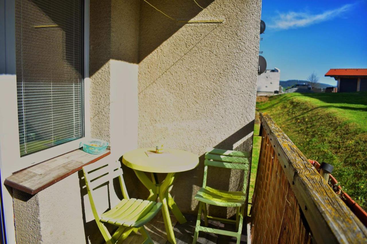 Ubytovani V Sumavskem Podhuri Apartment Vlachovo Březí Exterior foto